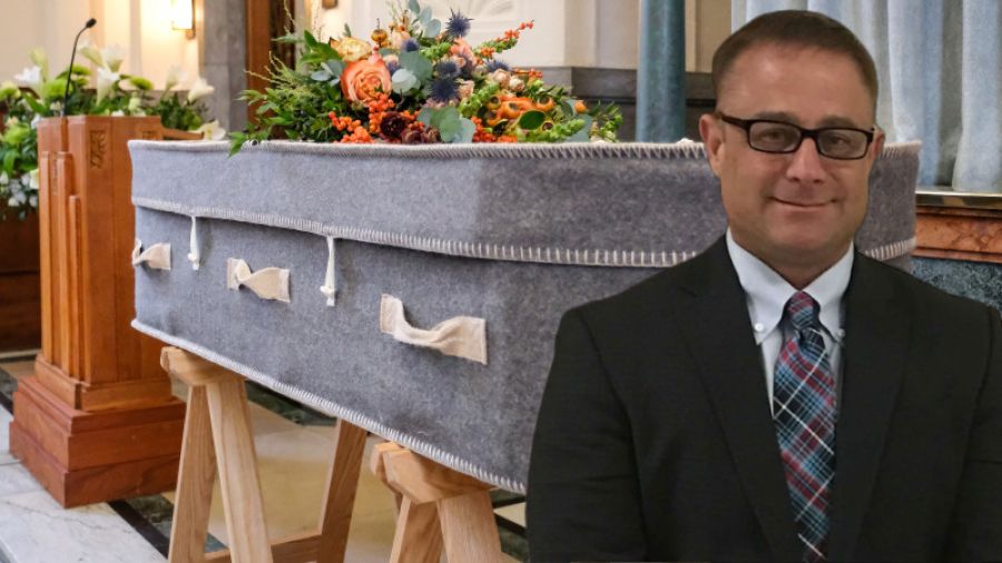 Toddlers Wander on Road Unsupervised while the Daycare Sleeps